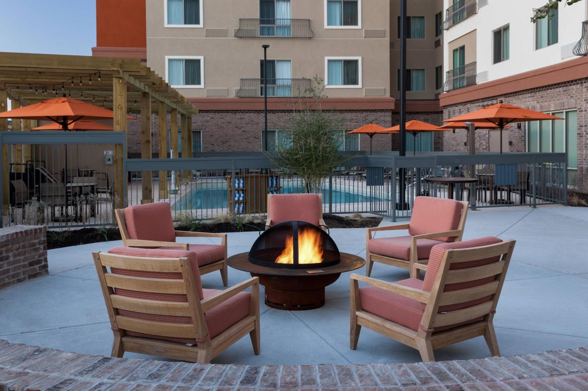 Courtyard By Marriott Fort Worth Historic Stockyards Exteriör bild